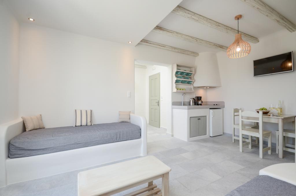 Agnadi Hotel Agia Anna  Екстериор снимка