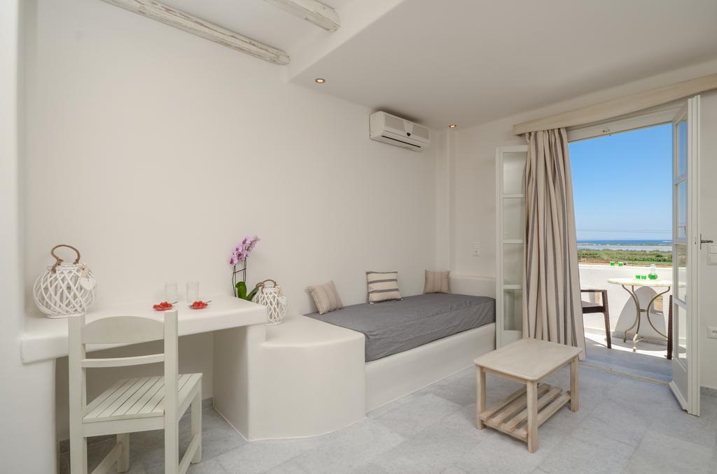 Agnadi Hotel Agia Anna  Екстериор снимка