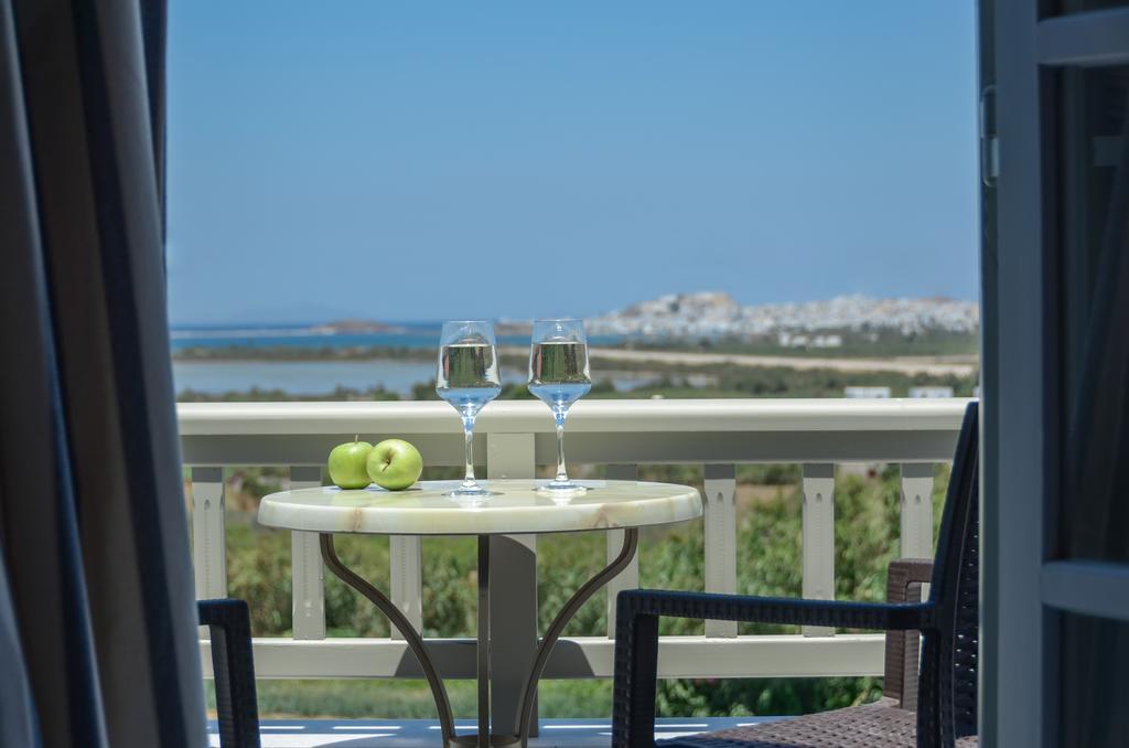 Agnadi Hotel Agia Anna  Екстериор снимка
