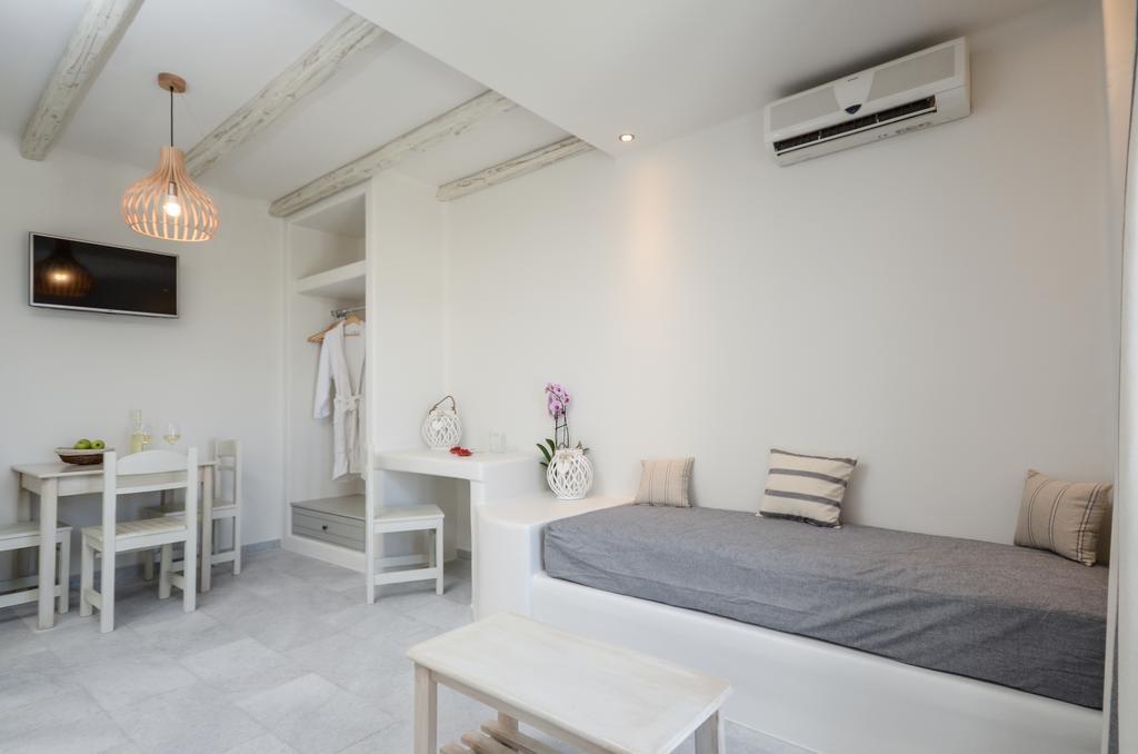 Agnadi Hotel Agia Anna  Екстериор снимка