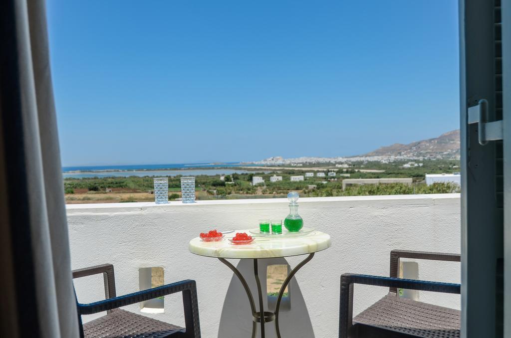 Agnadi Hotel Agia Anna  Екстериор снимка