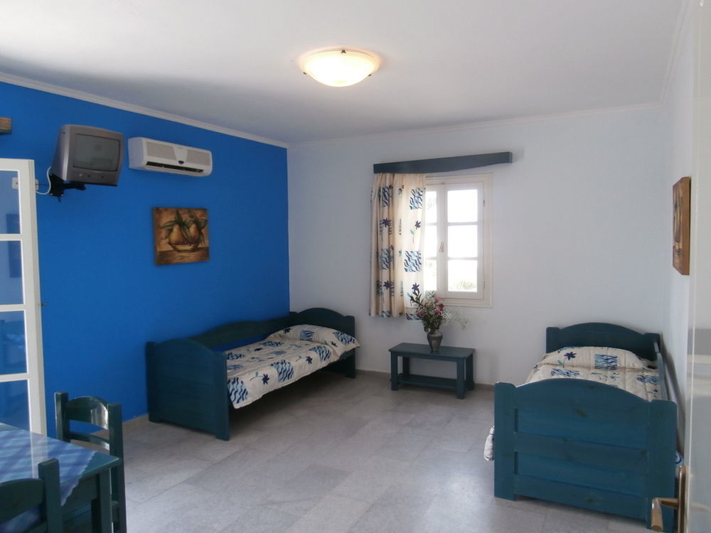 Agnadi Hotel Agia Anna  Екстериор снимка
