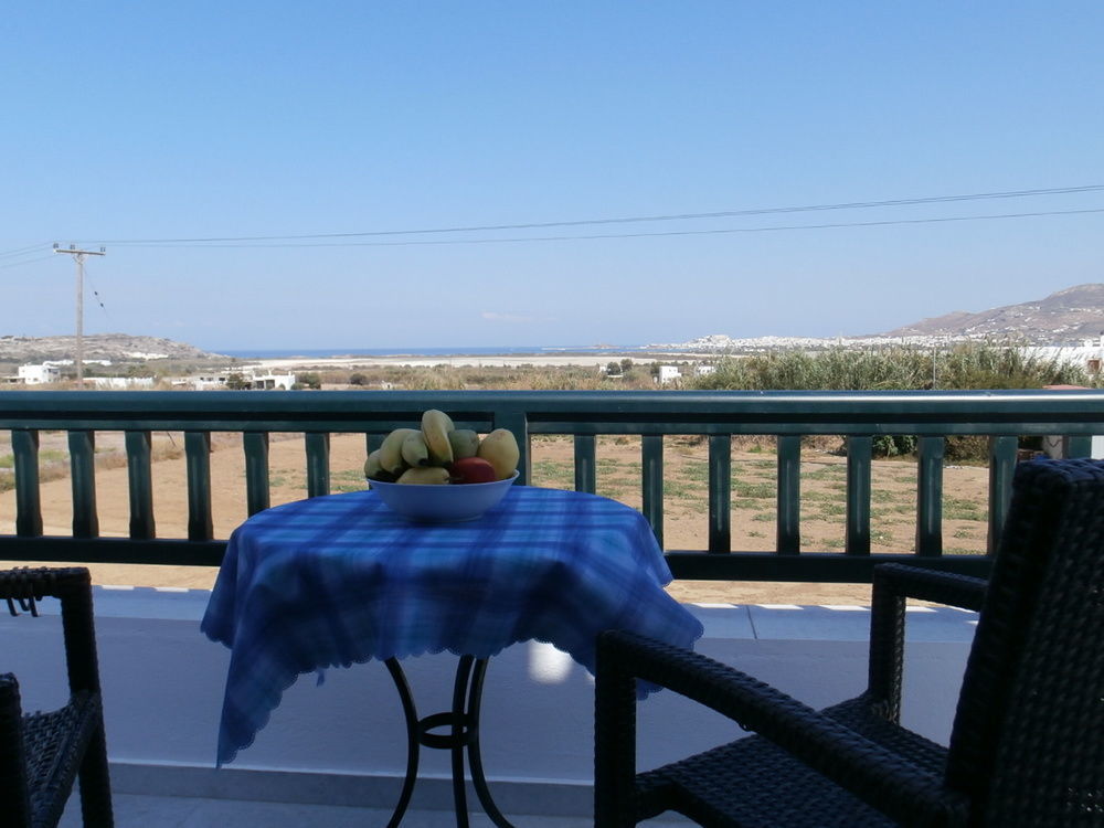 Agnadi Hotel Agia Anna  Екстериор снимка